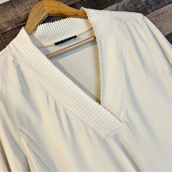 NWT Maven West Cream Long Sleeve Top M Minimalist Quiet Luxury Balletcore - Picture 7 of 7